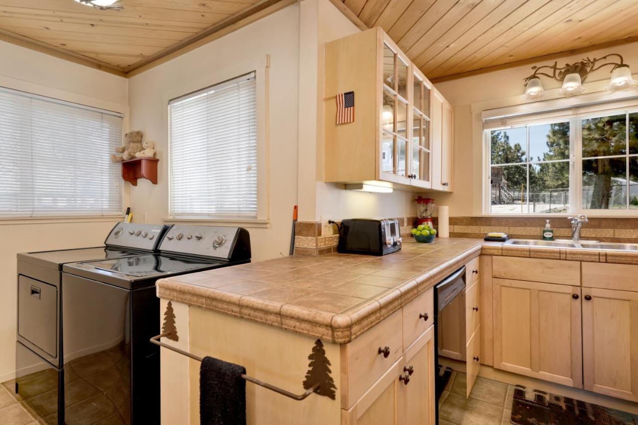 Snuggle Down Cottage-1544 By Big Bear Vacations Биг Бэар Лейк Экстерьер фото